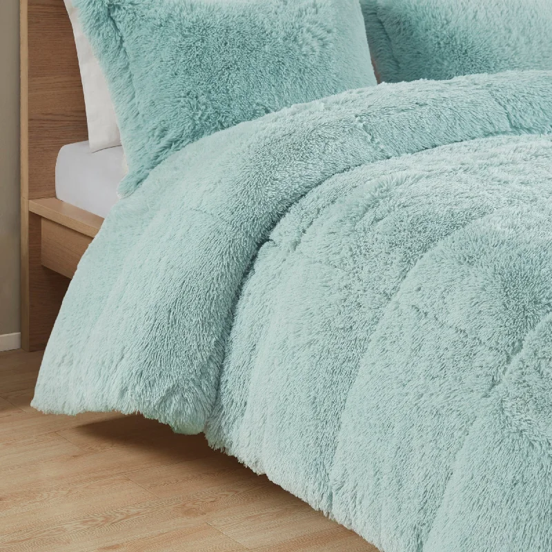 Intelligent Design Leena Shaggy Long Fur Comforter Mini Set