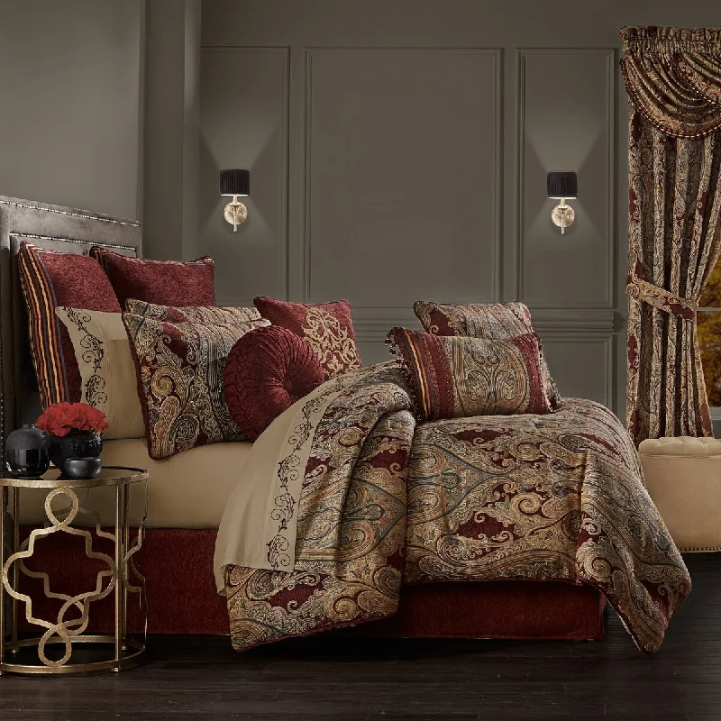 J. Queen New York Garnet Comforter Set