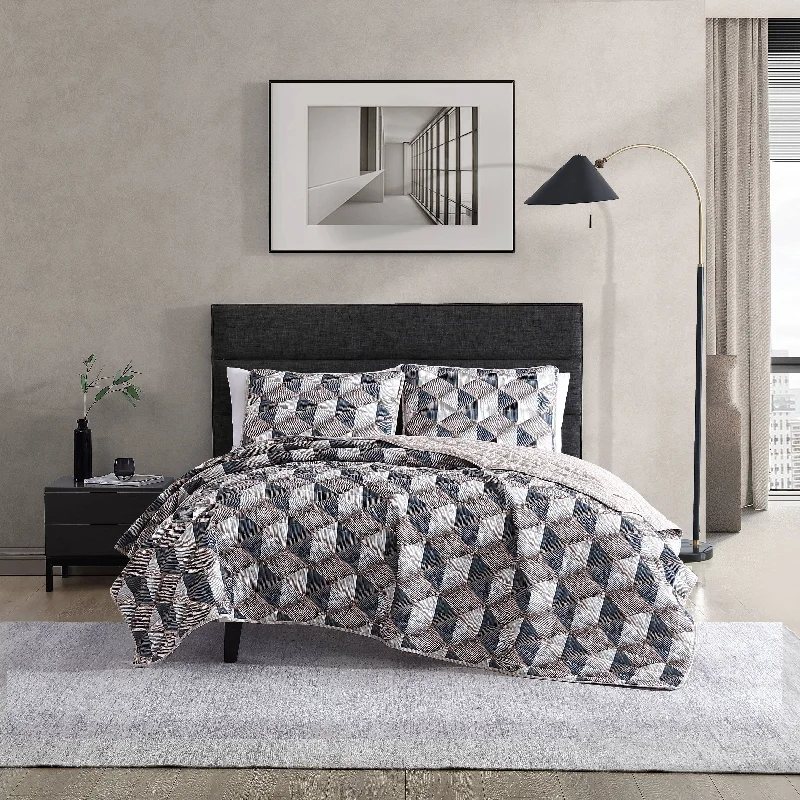 Kenneth Cole New York Gridwork - Brown Quilt & Sham Set