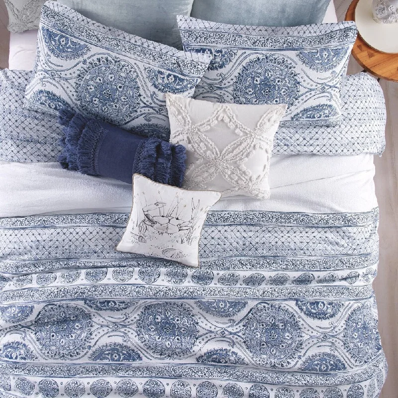 The Curated Nomad Fala Medallion Cotton Duvet Cover